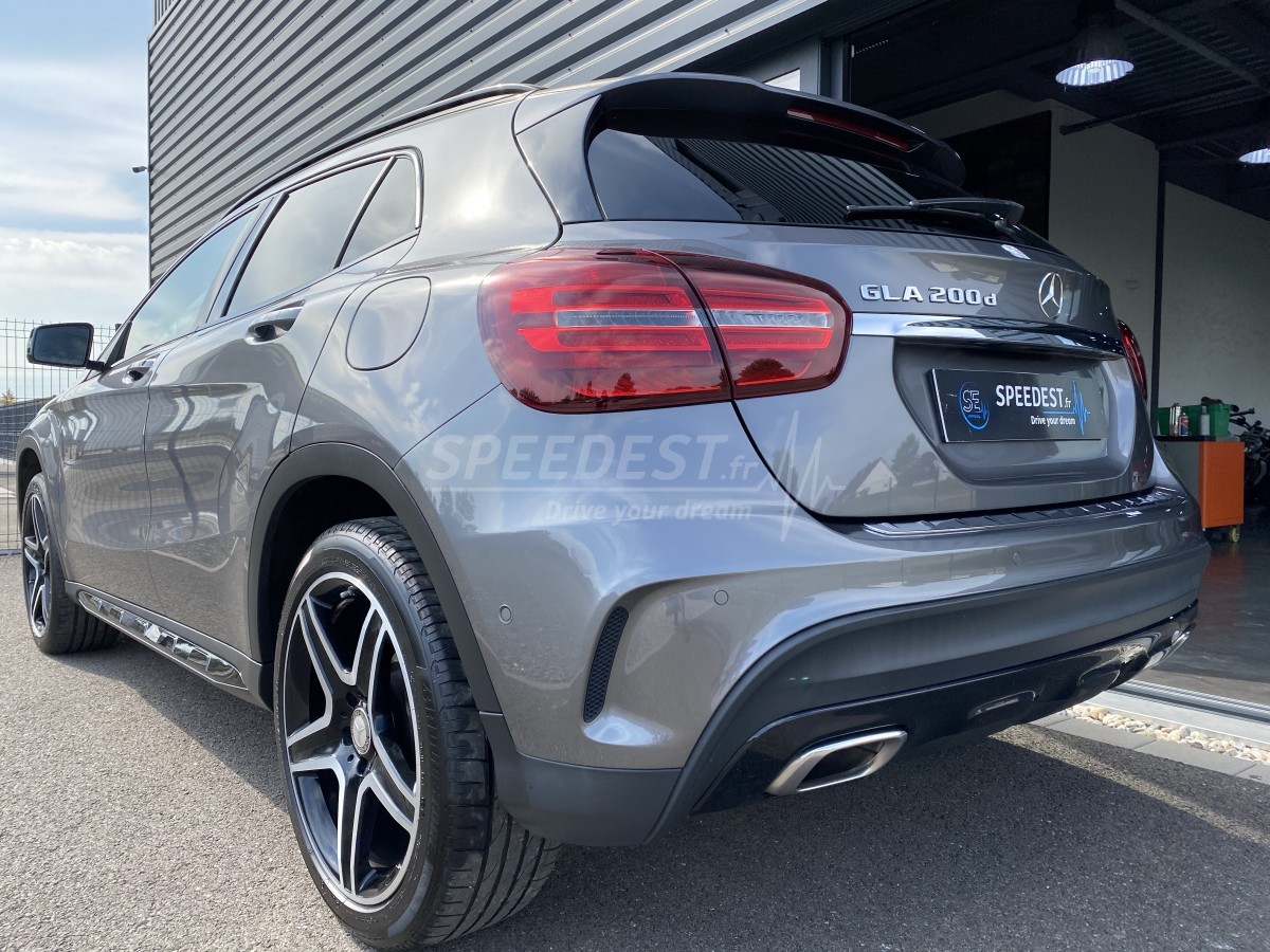 MERCEDES GLA 200 FASCINATION