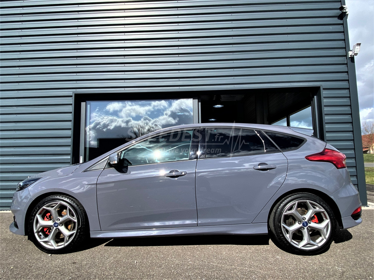 FORD FOCUS ST MK3