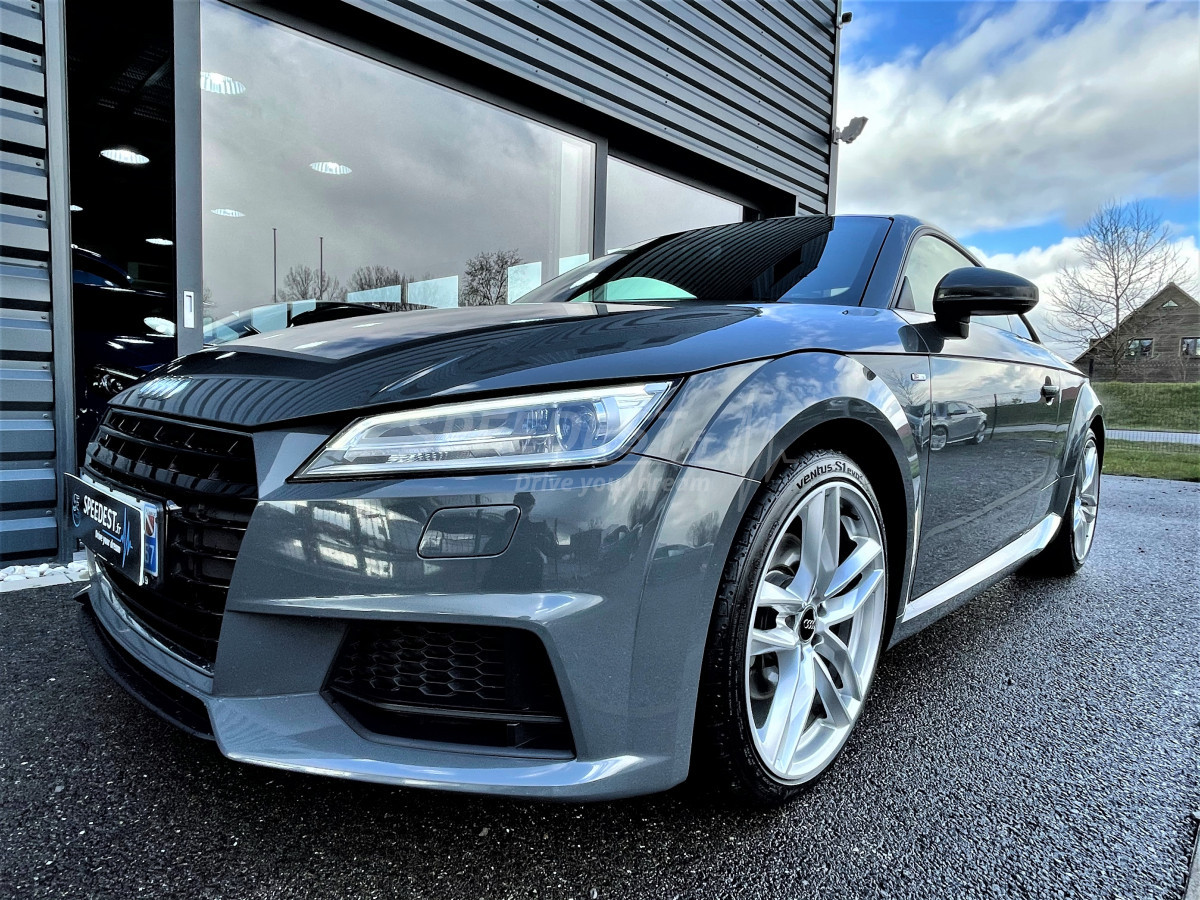 AUDI TT SLINE