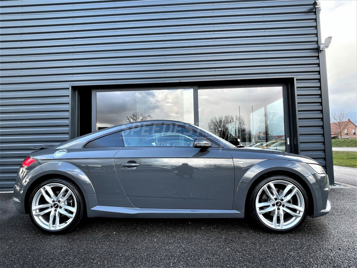 AUDI TT SLINE