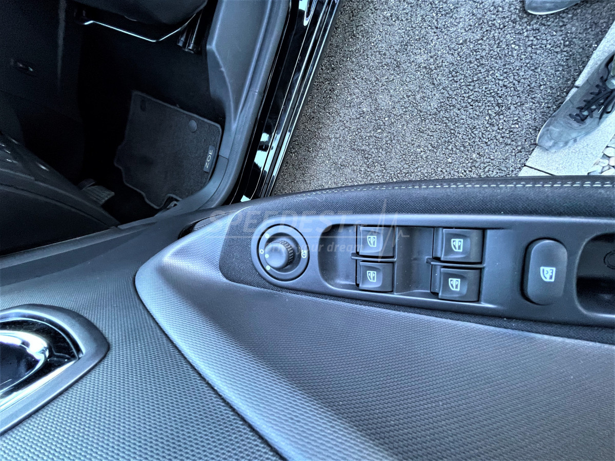 RENAULT ZOE RENAULT ZOE