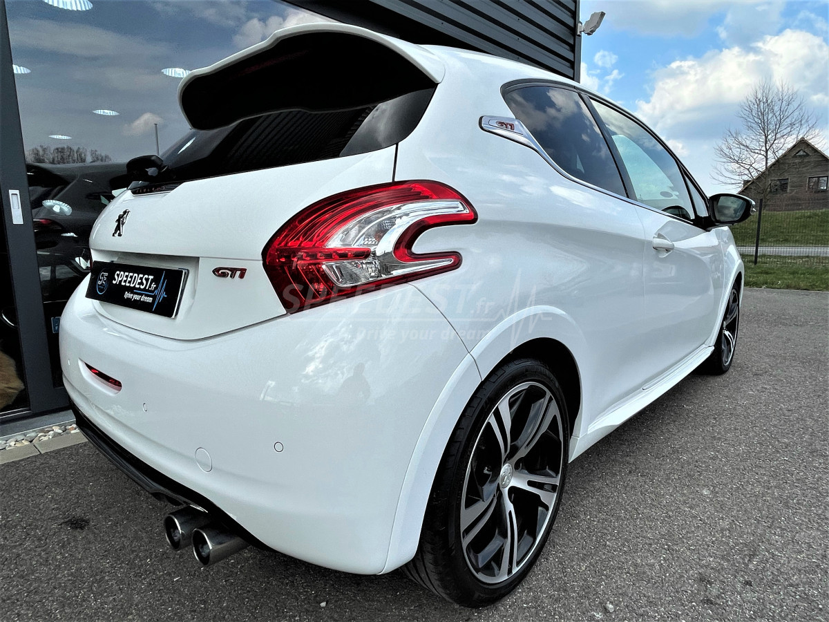 PEUGEOT 208 GTI - Vente de véhicules neufs et d'occasion - Speedest.