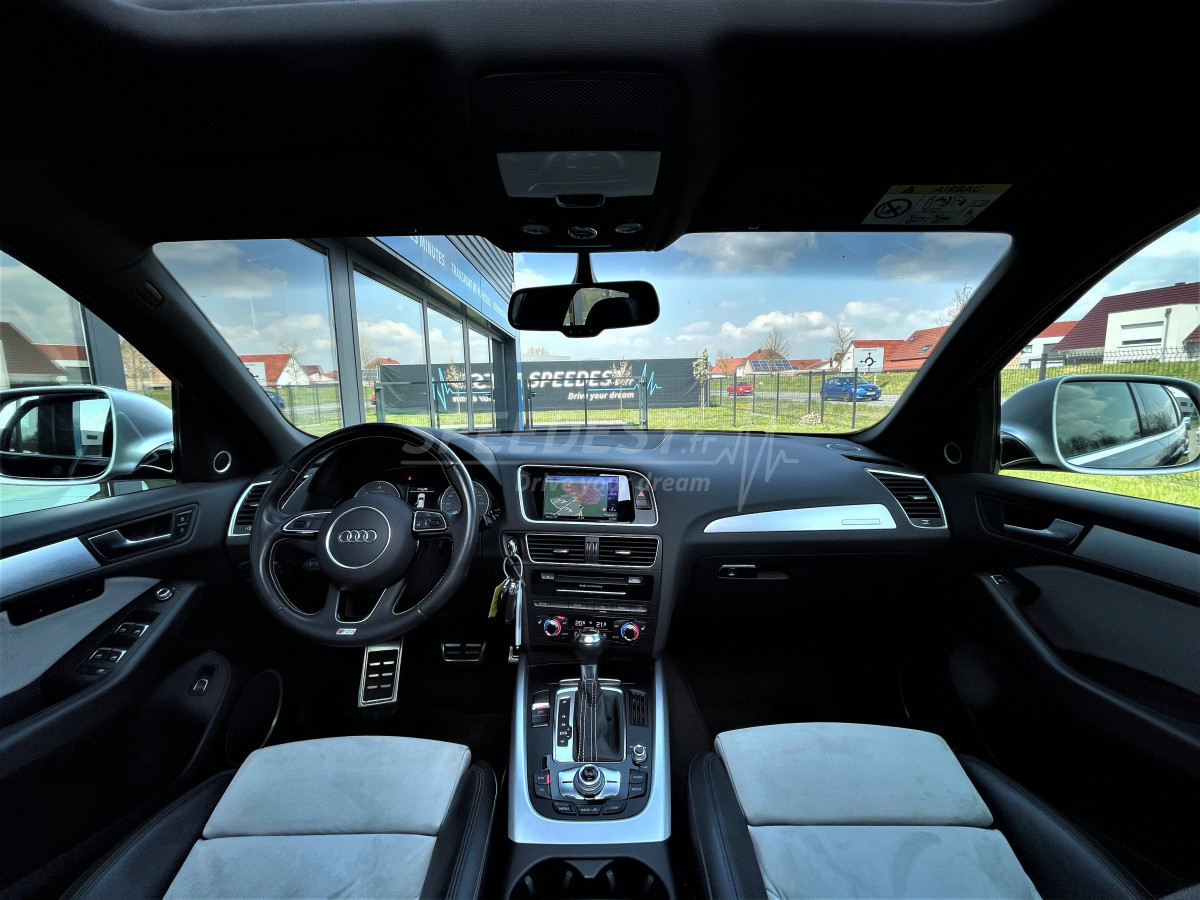 AUDI SQ5 -TOIT PANO/ATTELAGE-