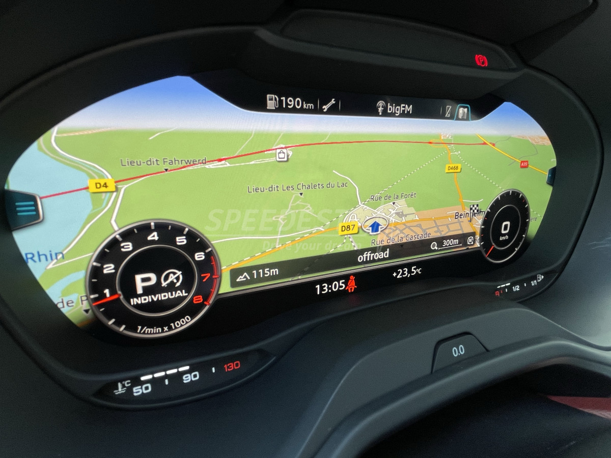 AUDI Q2 -VIRTUAL/1ere MAIN-