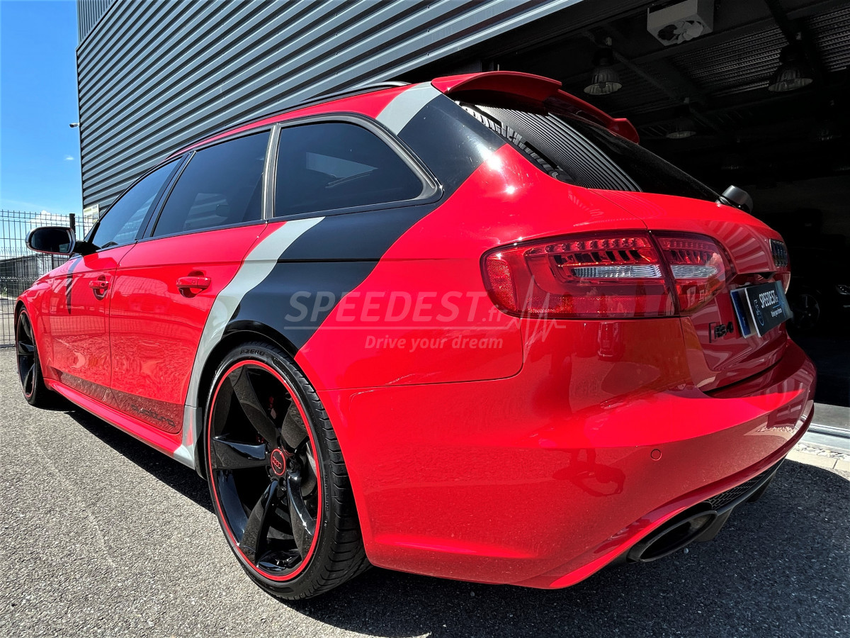 AUDI RS4 -UNIQUE!-