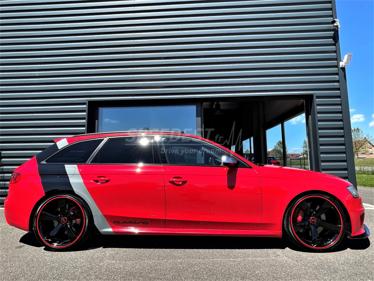 AUDI RS4 -UNIQUE!-