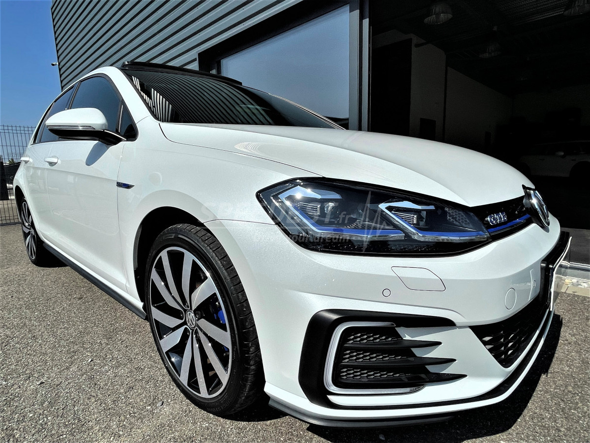 GOLF GTE -SUPERBE CONFIG-