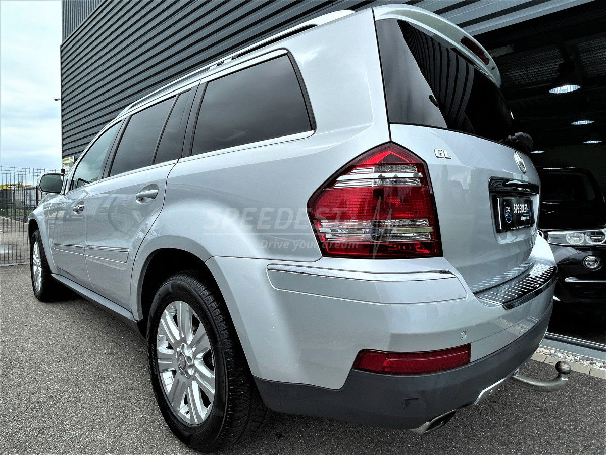 MERCEDES GL -7PLACES/FULL OPTIONS-