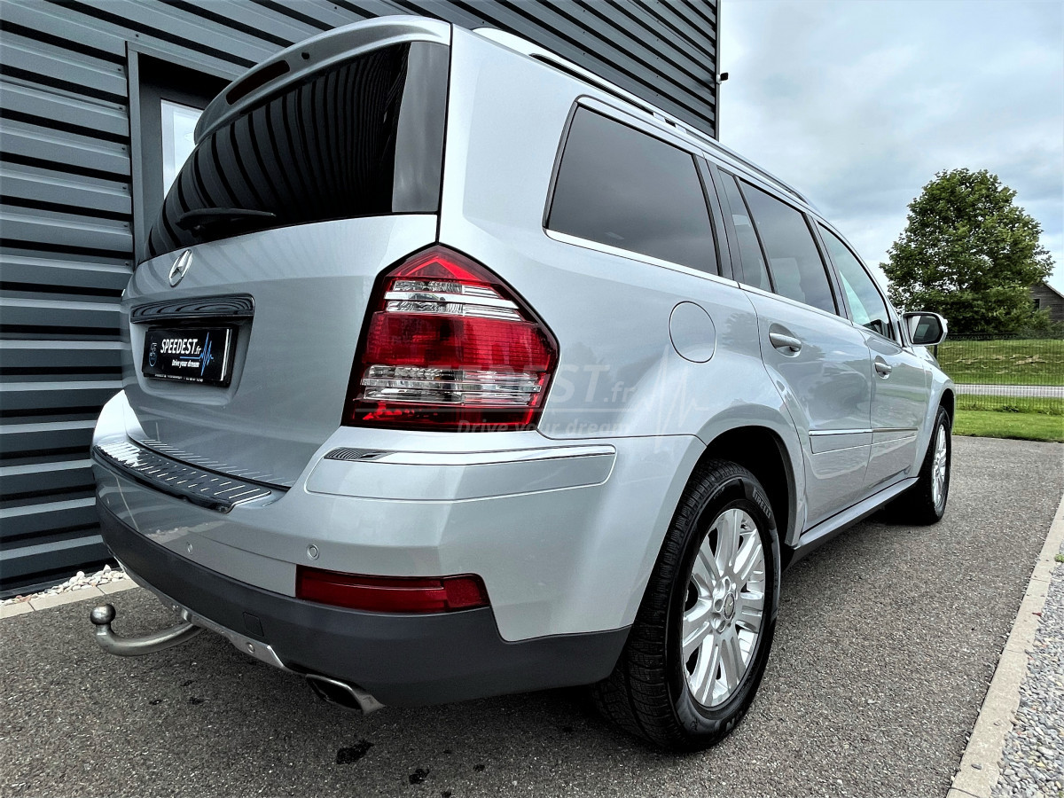 MERCEDES GL -7PLACES/FULL OPTIONS-